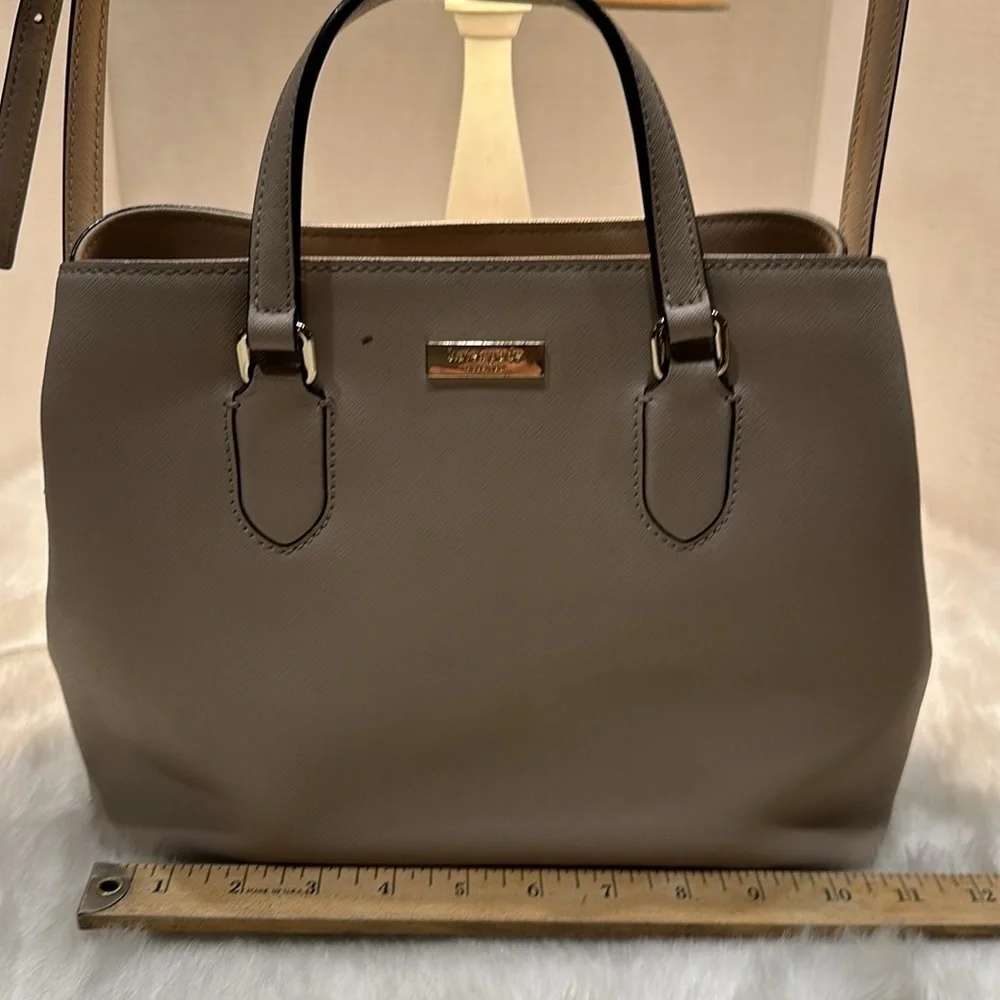 Kate spade grey w/ pink undertones 2 way purse